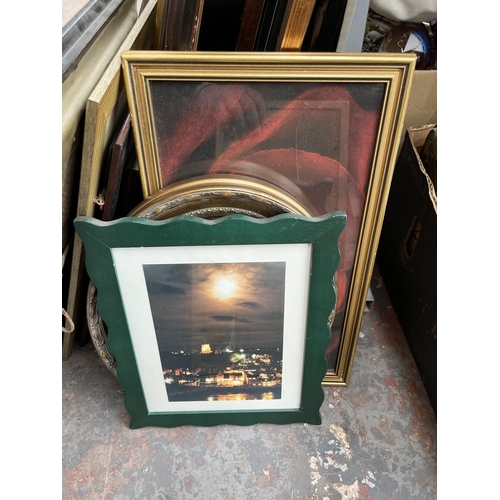 977A - A collection of framed pictures and prints