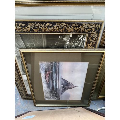 977A - A collection of framed pictures and prints