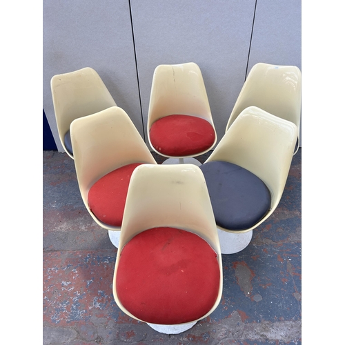 120 - A set of six mid 20th century Rudi Bonzanini white plastic tulip dining chairs