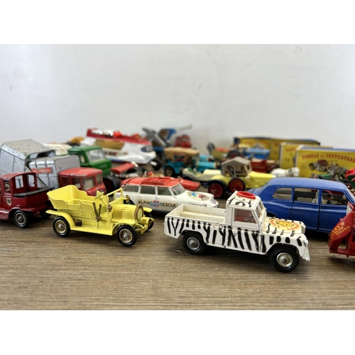 522 - A collection of vintage diecast model vehicles