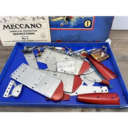 524 - A mid 20th century boxed Meccano Aeroplane constructor set