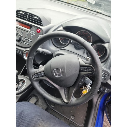 845 - A 2014 Honda Jazz ES+ I-VETEC petrol hatchback with CVT automatic transmission, two keys and 5,953 m... 