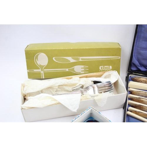 475 - Five vintage boxed silver plated cutlery sets to include pastry forks, fish sets etc.