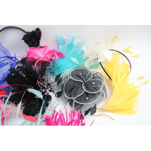 548 - A collection of hair accessories