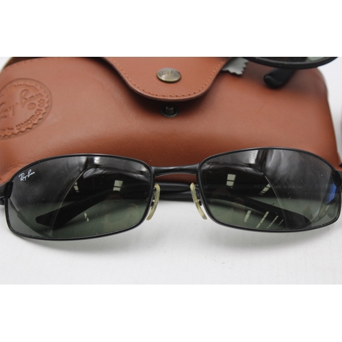 553 - Three pairs of Ray-Ban sunglasses