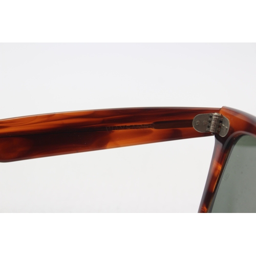 559 - A pair of vintage Bausch & Lomb Ray-Ban Wayfarer brown tortoiseshell sunglasses