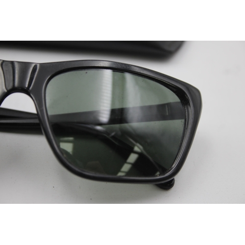 560 - A pair of cased vintage Bausch & Lomb Ray-Ban black oversized sunglasses