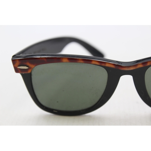 561 - A pair of vintage Bausch & Lomb Ray-Ban Wayfarer sunglasses