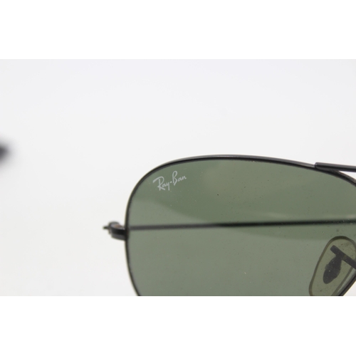 565 - A pair of cased Ray-Ban Aviator style sunglasses