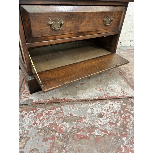 158 - A Titchmarsh & Goodwin style oak two drawer TV stand