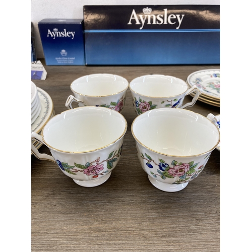 444 - A collection of Aynsley china to include four Pembroke cups and saucers, four Pembroke dinner plates... 