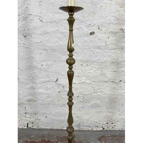 479 - A Victorian style brass tri-footed standard lamp - approx. 123cm high