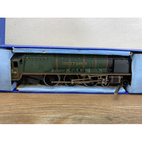 532 - A boxed Hornby Dublo electric trainset with boxed EDL 12 