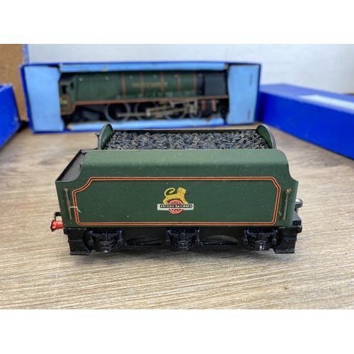 532 - A boxed Hornby Dublo electric trainset with boxed EDL 12 