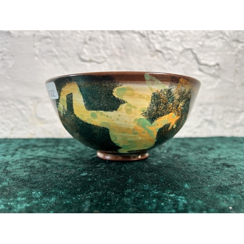 318 - A Sheila Spencer studio pottery pedestal bowl - approx. 7cm high x 14cm diameter