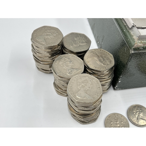 2269 - A cash tin containing a large collection of Elizabeth II decimal coins to include 1986 £2, 50p, ½p, ... 