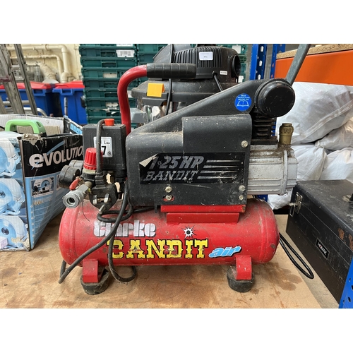 890 - A Clarke Air Bandit 1.25hp air compressor