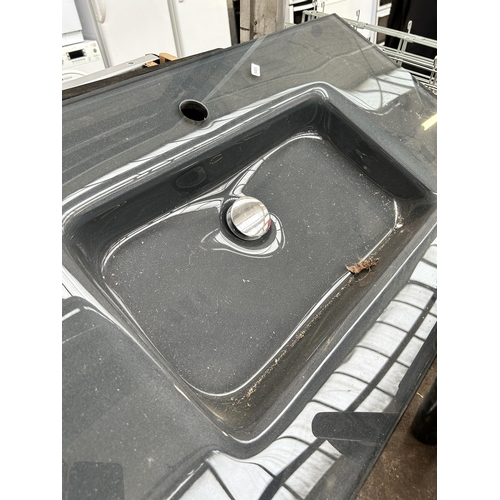 967 - A glass kitchen sink