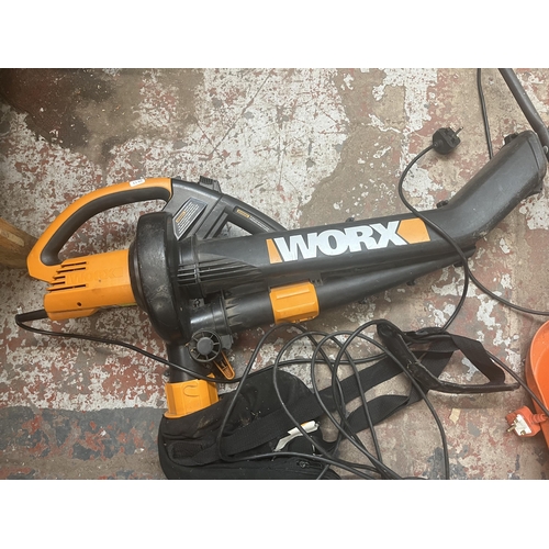 905 - Two 240v items, one Worx leaf blower and one Flymo lawnmower