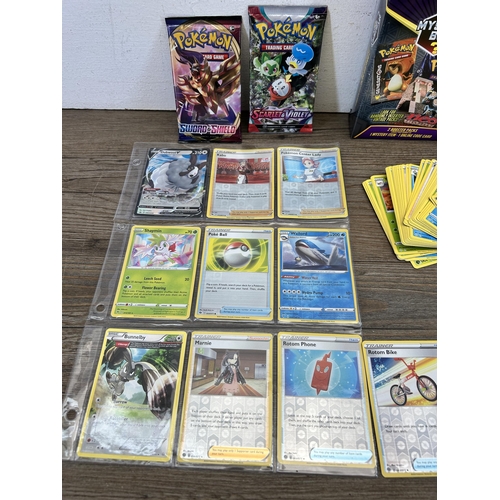 406 - A collection of Pokémon trading cards