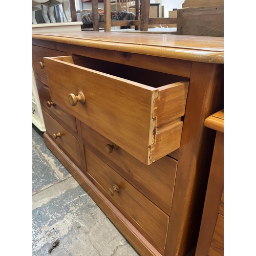 30 - An Ameta Kauri Country chest of six drawers