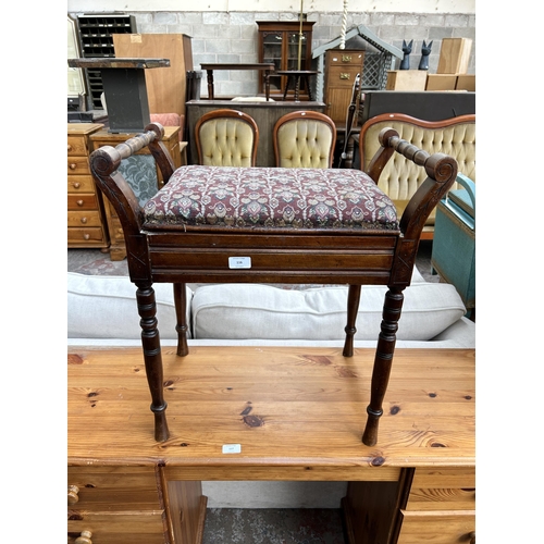 116 - An Edwardian mahogany and tapestry upholstered piano stool