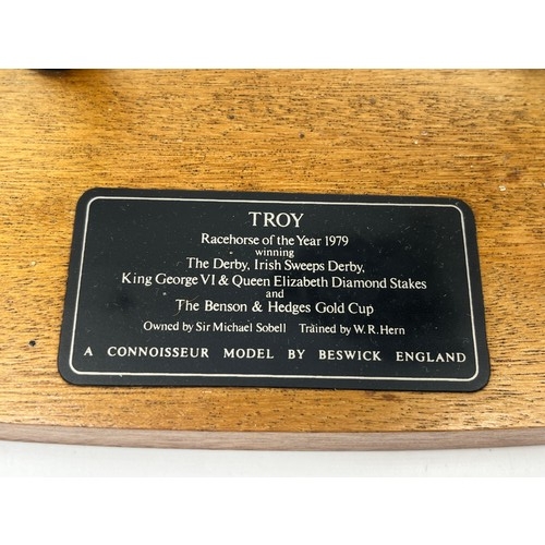 265 - A Beswick Connoisseur model of Troy on mahogany plinth - approx. 30cm high