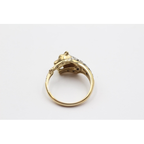 2035 - A 9ct gold diamond and sapphire leopard ring, size M½ - approx. gross weight 3g