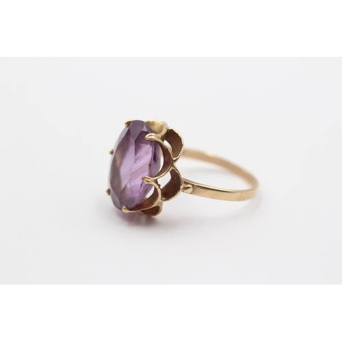 2043 - A 9ct gold amethyst cocktail ring - approx. gross weight 4.9g