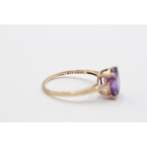 2122 - A TGGC 9ct gold amethyst cocktail ring - approx. gross weight 2g