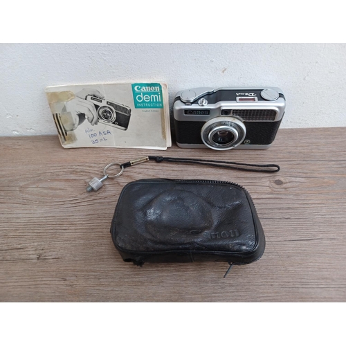 497 - Two cameras, one Zenza Bronica ETRS 4.5x6 medium format leaf shutter SLR with 120 film back, Zenzano... 