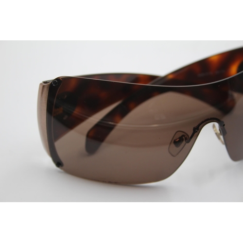 2384 - A pair of Versace brown tinted oversized frameless sunglasses