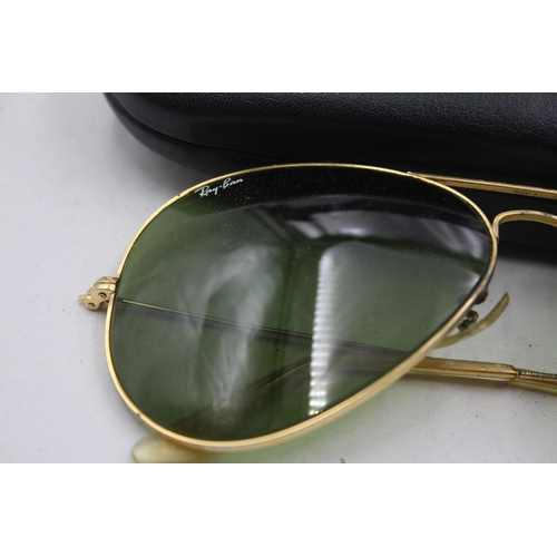 2387 - A pair of vintage Ray-Ban Bausch & Lomb gold tone Aviator sunglasses with case