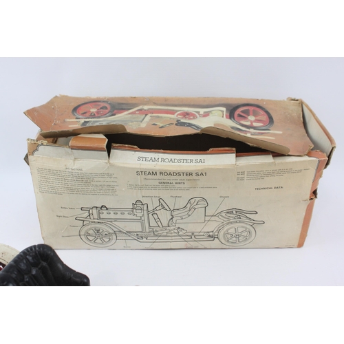 366 - A boxed vintage Mamod Steam Roadster model vehicle