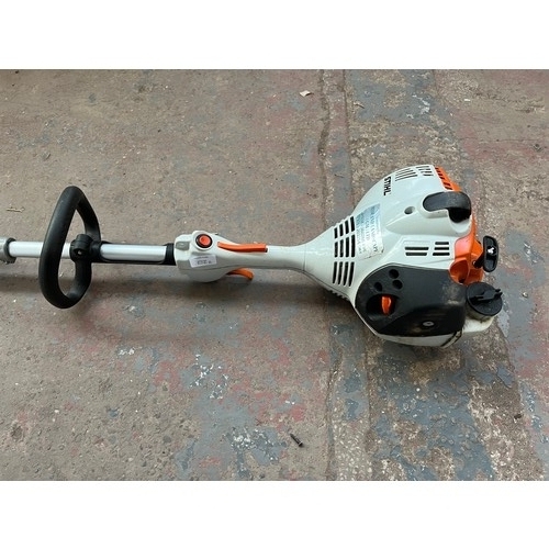 806B - A Stihl KM56RC petrol long reach hedge trimmer