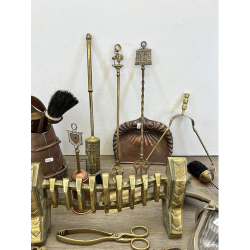 333 - A collection of 19th century and later metalware to include Joseph Sankey & Sons copper crumb tray, ... 