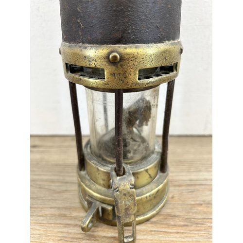 459 - An E. Thomas & Williams Ltd Aberdare Type No. 1 steel and brass miner's lamp - approx. 26cm high