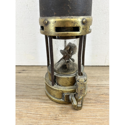 459 - An E. Thomas & Williams Ltd Aberdare Type No. 1 steel and brass miner's lamp - approx. 26cm high