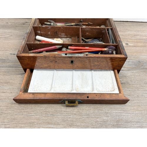 460 - A Victorian Winsor & Newton mahogany artist's box with contents - approx. 8cm high x 23cm wide x 18c... 