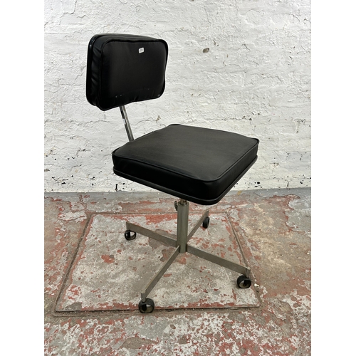 Ryman best sale desk chair