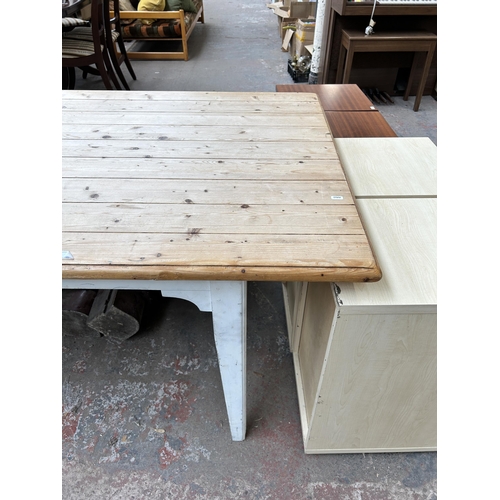 146 - A pine and white painted rectangular farmhouse dining table - approx. 74cm high x 89cm wide x 171cm ... 