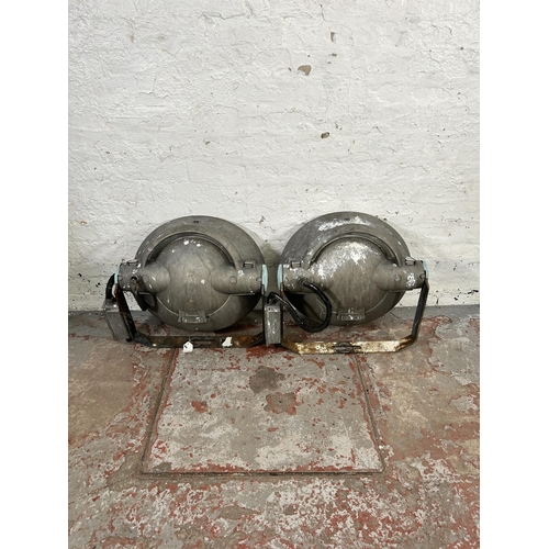 169 - A pair of Philips IP65 galvanised floodlights - approx. 47cm high x 54cm wide