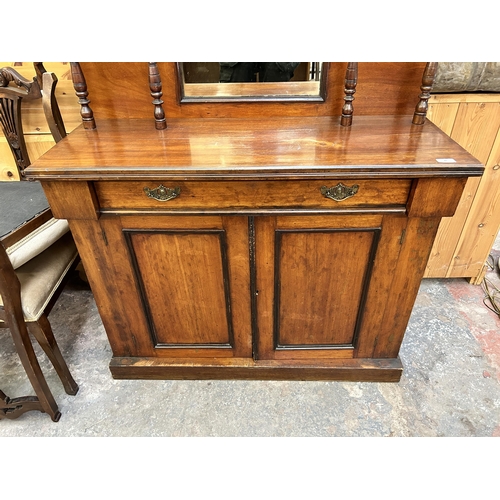 40 - A Victorian mahogany mirror back sideboard with two lower cupboard doors and single drawer