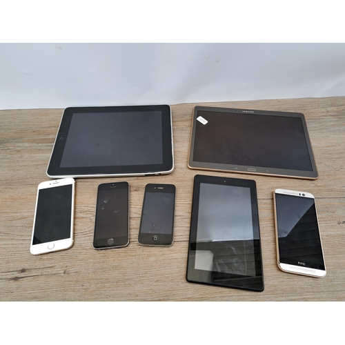 617 - A collection of laptops, tablets and mobile phones to include Apple iPhone 4S, Apple iPad A1219, Sam... 