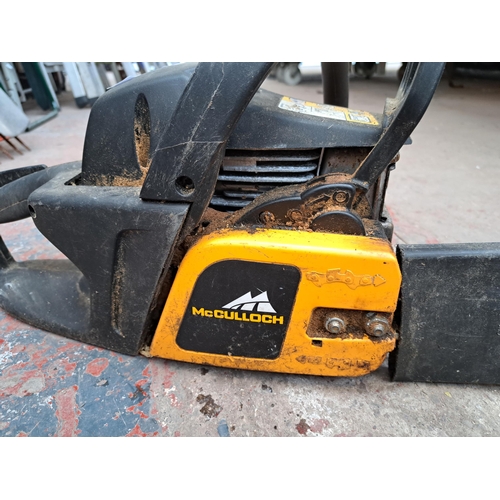 779 - A McCulloch Mac 742 petrol chainsaw