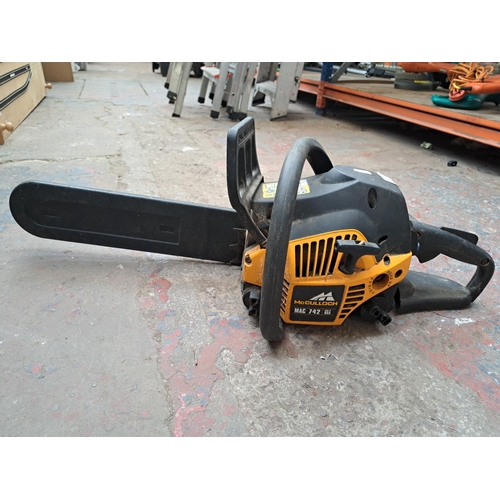 779 - A McCulloch Mac 742 petrol chainsaw