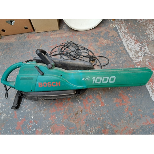 806 - A Bosch AVS1000 240v leaf blower