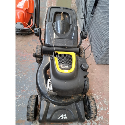 812 - A McCulloch petrol lawn mower with Briggs & Stratton 500E 140cc engine