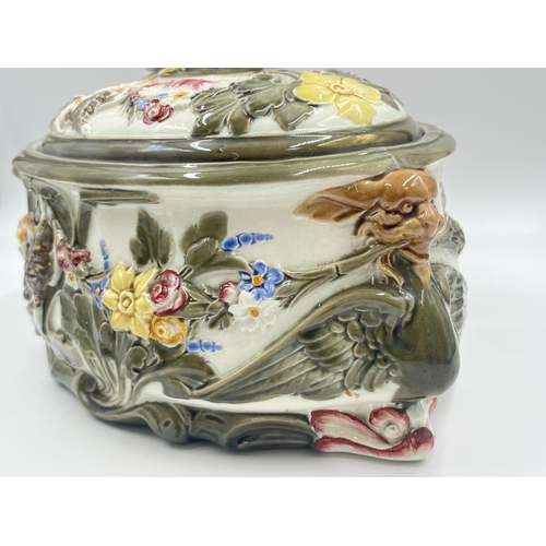 248 - A 19th century Wedgwood Majolica game pie tureen and cover - approx. 21cm high x 21cm wide x 32cm lo... 