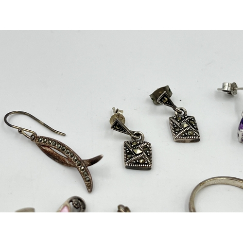 2154 - A collection of silver jewellery to include opal cluster ring, amethyst earrings, butterfly pendant ... 